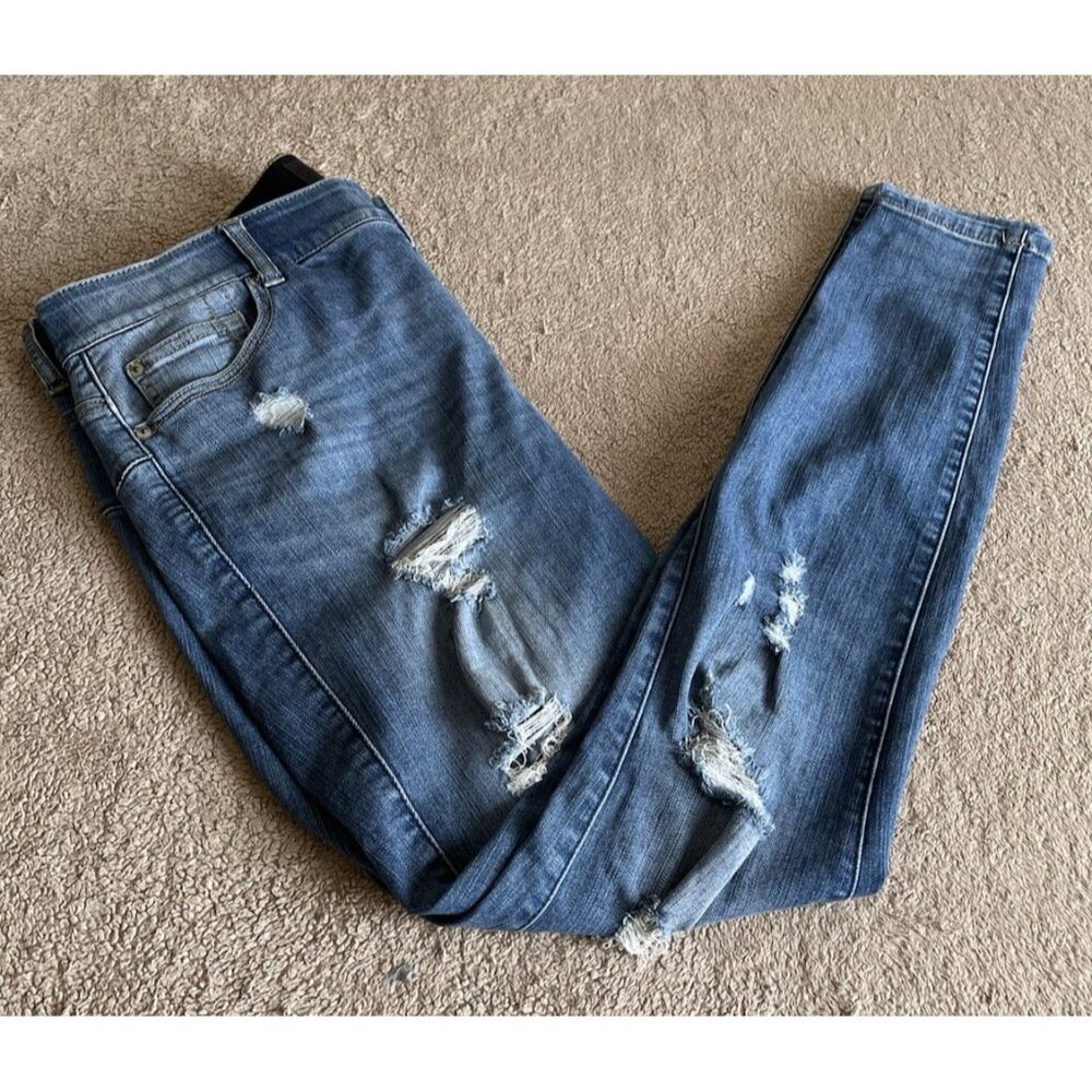 Torrid Bombshell Skinny Jeans 14T Tall Medium Wash Distressed Stretch